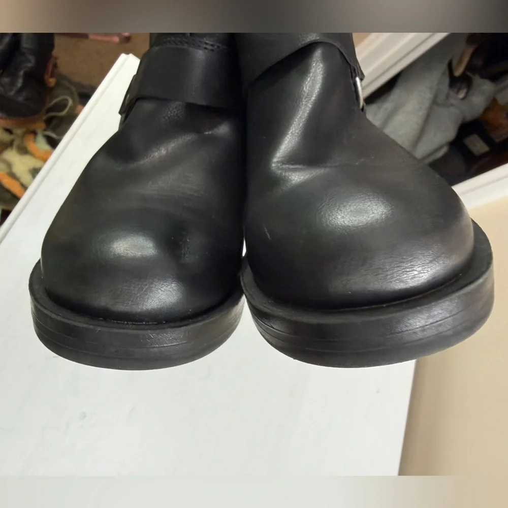 STEVE MADDEN Jengine Harness Moto Boots Girl sz 1